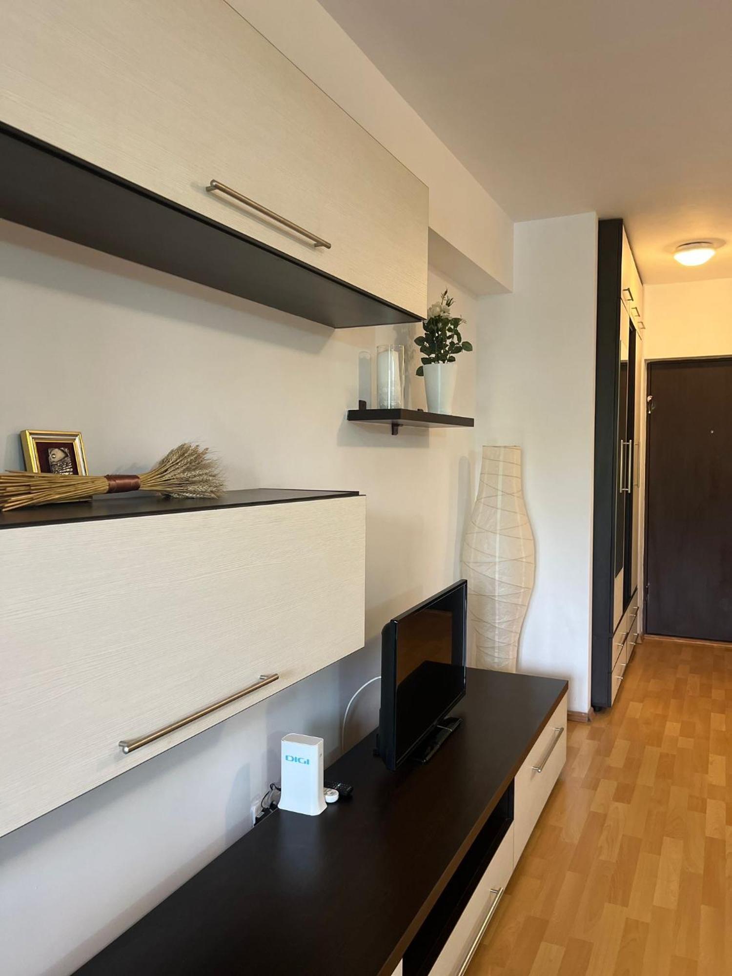 Tranzzit Airport Apartament Otopeni Dış mekan fotoğraf