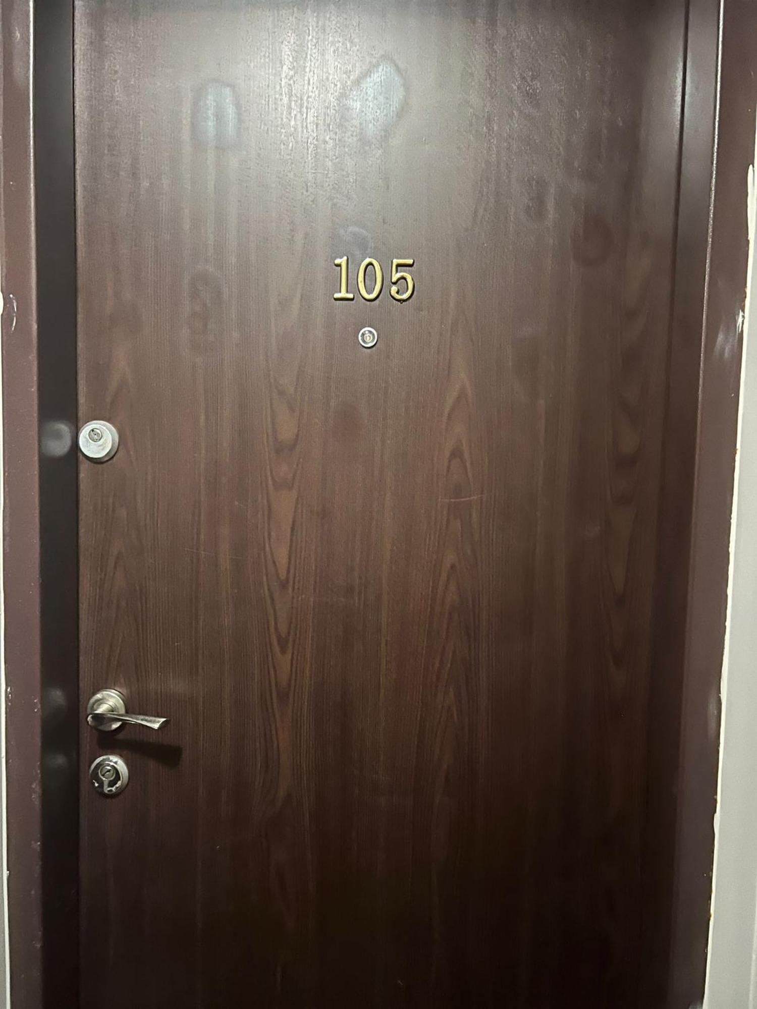 Tranzzit Airport Apartament Otopeni Dış mekan fotoğraf