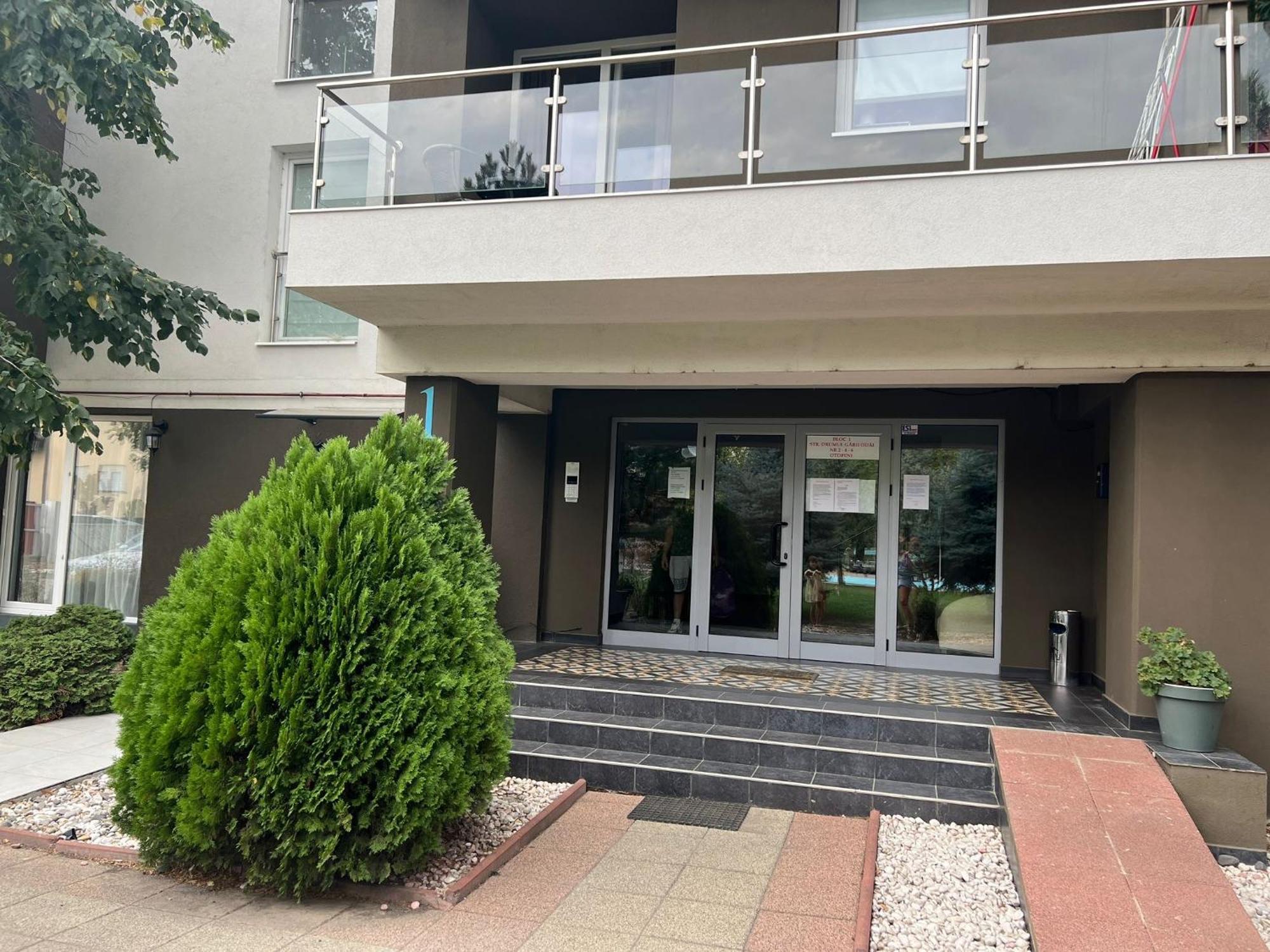 Tranzzit Airport Apartament Otopeni Dış mekan fotoğraf